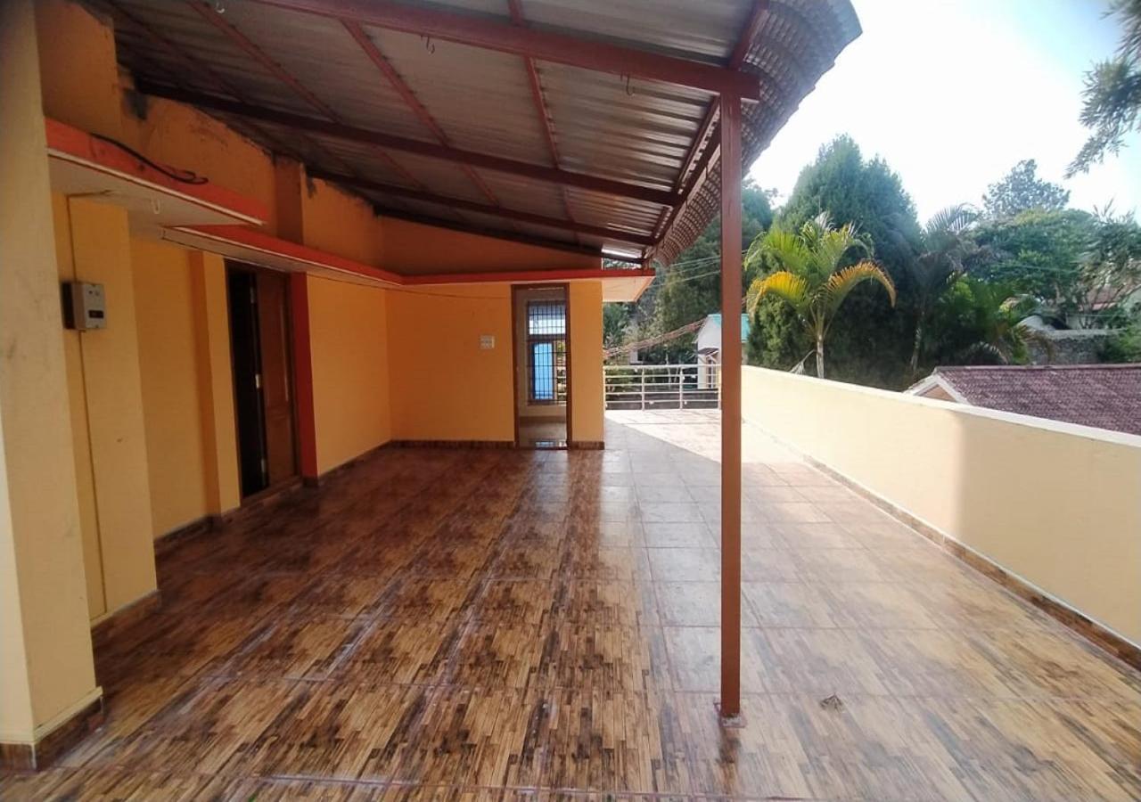 Villa Sun Deluxe Villa, *